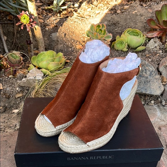 Banana Republic Shoes - Banana Republic suede Whiskey peep toe wedge .